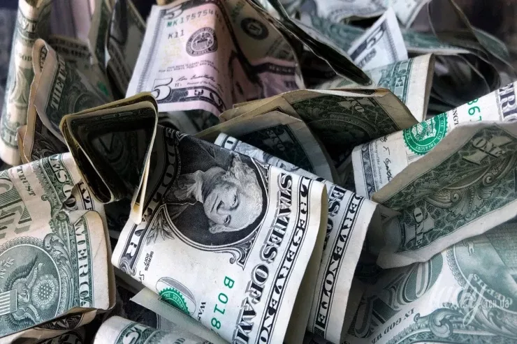 Aprel ayında pulla şanslı olacaq üç BÜRC