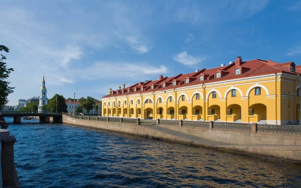 Keçmiş deputat Piterdə 60 milyona otel aldı